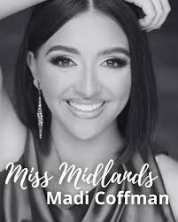 On this rainy Sunday, I wanted to take a second to share my ad pages! I'm  so grateful for the support of everyone who has shown me love and watched  my journey (