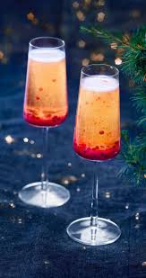 But no one can complain about a pretty. Cocktail De Fetes Champagne Framboises Maison Bremond 1830