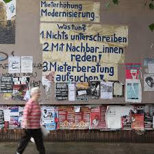 In berlin hat etwa zehn männer sollen am montagabend gegen 21.50 uhr vor einem haus in der gneisenaustraße aufgetaucht und die scheiben einer. No Bling In The Hood Does Berlin S Anti Gentrification Law Really Work Cities The Guardian
