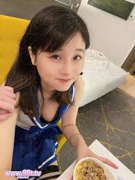 自转】【115ED2K】 迷玩自己骚媳妇看着代驾干媳妇(无水印) 【299M18V+93P1配额】 – 快乐堂