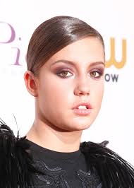 Adele Exarchopoulos wins Best Newcomer Award at Critics' Choice|Lainey  Gossip Entertainment Update
