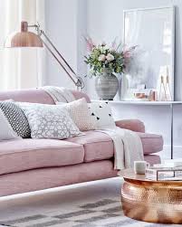 Si quelqu'un a des idées, sachant que j'ai une cuisine ouverte avec un mur rouge, et un mur gris anthracite. Decoration Salon 10 Conseils A Suivre Pour Reussir La Deco De Son Salon Muramur