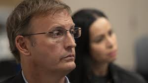 Phoenix resident Mark Benz asks city for permission to sell firearms from  his home.