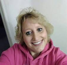 Michelle Renae's Instagram, Twitter & Facebook