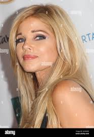 Donna d'errico hi-res stock photography and images