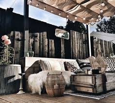 1001 Astuces Et Idees Geniales Pour Votre Deco Balcon Cocooning Deco Balcon Mobilier De Balcon Amenagement Petit Balcon