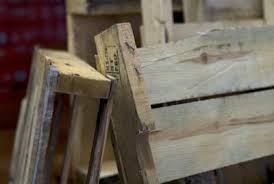 How To Know If A Pallet Is Treated Ehow Wooden Pallet Projects Wood Pallets Pallet Accent Wall