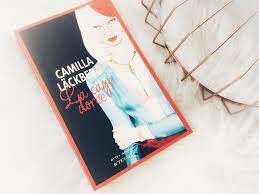Depuis trente ans, leur vie n'a été que travail et dévouement envers les autres. Camilla Lackberg La Cage Doree Actes Noirs Encore Un Livre