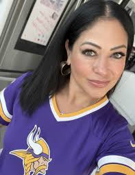 I need all die hard fans to check in with ❤️....