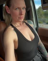 Please join my fan page. Onlyfans.comskylerxo