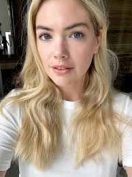2.4 messy curly blonde hair. Kate Upton On Twitter I Think It S Time For A Haircut