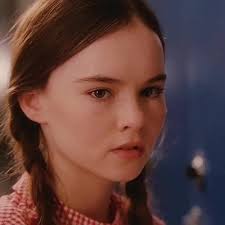 Bryce and Juli Kiss Scene