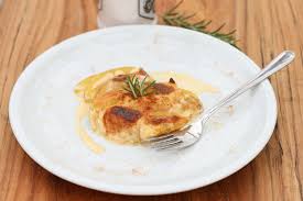 Auf 750 g kartoffeln kommen etwa 500 ml pflanzenmilch. Kartoffelgratin Einfach Selbst Gemacht Bestes Rezept Im Netz