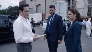Maybe you would like to learn more about one of these? Blue Herringbone Blazer Worn By Special Agent Maggie Bell Missy Peregrym In Fbi Season 1 Episode 5 Spotern