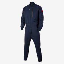 Nike tennis court lite shoe. Herren Jumpsuits Und Romper Nike De