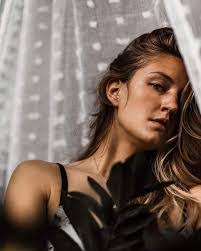 Emily Searles's Instagram, Twitter & Facebook