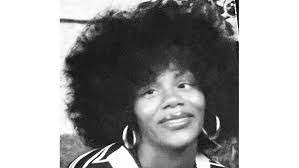 Lena Briggs's Instagram, Twitter & Facebook