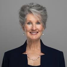 Deborah Pickett's Instagram, Twitter & Facebook