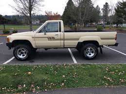 1986 toyota pickup deluxe toyota trucks toyota pickup 4x4 toyota
