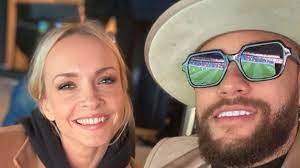 Нейма́р да си́лва са́нтос жу́ниор (порт. Dank Neymar Janin Ullmann Bekommt Tausende Insta Follower Promiflash De