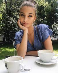 Tous mes amis sont morts (2021) acteur. Julia Wieniawa Narkiewicz On Instagram Dzien Dobry Celebrity Style Pure Beauty College Outfits