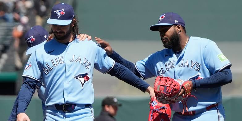 Dylan Cease, Vladimir Guerrero Jr., Kazuma Okamoto power Blue Jays