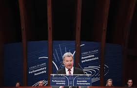 Service du dimanche en direct de la scoan avec t.b. La Russie Autorisee A Revenir A L Assemblee Du Conseil De L Europe