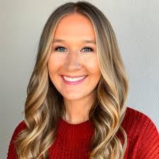 Melissa Bitter's Instagram, Twitter & Facebook