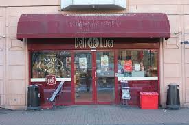 Som en tjommi skrev på facebook: Deli De Luca Wikipedia