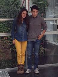 El productor juan osorio no sólo triunfa en el trabajo, sino también en el amor, ya que ha gritado a los cuatro vientos que adora a su novia, eva. Cautivaran Eva Daniela Y Dave Douglas Con Historia Juvenil