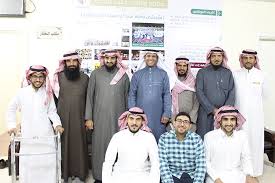 مدير مكتب المدير العام، وممثل الإدارة لنظام الجودة، وأفراد السكرتارية التنفيذية، والمستشار القانوني، ومدير التخطيط والإنتاج، و مديري الوحدات الإدارية والإدارات والأقسام التشغيلية، والمدير الإداري. Ø§Ù„Ø£Ù…ÙŠØ± Ø³Ù„Ø·Ø§Ù† Ø¨Ù† Ø³Ù„Ù…Ø§Ù† ÙŠØ«Ù…Ù† Ø¯Ø¹Ù… Ø£ÙˆÙ‚Ø§Ù Ø§Ù„Ø­Ù†Ø§ÙƒÙŠ Ù„Ù…Ø±ÙƒØ² Ø§Ù„Ø±Ø³ Ø¬Ù…Ø¹ÙŠØ© Ø§Ù„Ø£Ø·ÙØ§Ù„ Ø°ÙˆÙŠ Ø§Ù„Ø¥Ø¹Ø§Ù‚Ø©