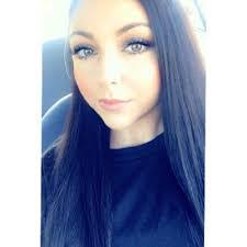 Danielle Vecchio's Instagram, Twitter & Facebook