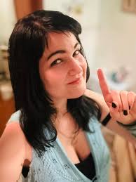 Howdy, all!!! This is my first post here. 🙂 Over the last few to several  months, I have slowly been enjoying putting together a DIY Rinoa costume  for Halloween!! 🧡🖤🎃🌛 I am