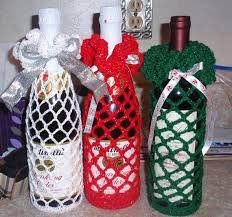 Basteln im advent bus u bahn tram. Couvertures De Bouteille De Vin Etsy In 2021 Holiday Crochet Christmas Crochet Bottle Crafts