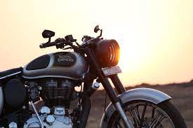 Royal Enfield Motorcycle 4k Wallpaper Royal Enfield Hd Wallpapers Royal Enfield Bullet Royal Enfield