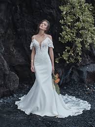I have 2 maid of honors, 7 bridesmaids. The Ultimate Wedding Dress Color Guide Shades Of White
