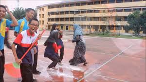 Kelas rancangan khas smk dato onn, berusaha untuk membentuk murid supaya boleh menyerlahkan potensi sebenar dari segi program kecemerlangan kelas rancangan khas 2008 smk dato onn, batu pahat, johor. Di Sebalik Tabir Video Hari Guru Smk Dato Onn 4 Zamrud 2016 Youtube