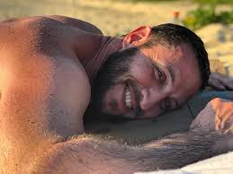 Pablo tell schreiber was born on april 26, 1978, in ymir, british columbia, canada, in a hippie commune. Pabloschreiber Pablo Schreiber Pablo Celebrities Male