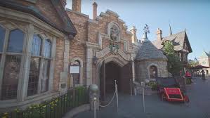 12 Virtual Disneyland Rides That You Can Enjoy At Home Without A Fastpass In 2020 Disneyland Rides Disneyland California Adventure