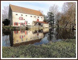 Moulin De Lavaur Canal Structures