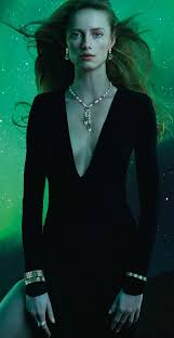 Sony, Apollo Bid for Paramount