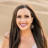 Sara Zepeda's Instagram, Twitter & Facebook