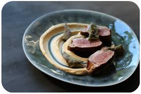 Dry Aged Lammlachse Vom Schottischen Weidelamm Blumenkohlpuree Mit Bam Faktor Und Frittierter Jamaica Thymian Lammlachse Hauptspeise Lamm Rezepte