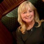 Alison Caputo's Instagram, Twitter & Facebook