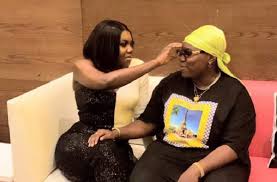 Teniola apata, born 23 december (1992) better known as teni, is a nigerian singer, songwriter and entertainer. How Old Is Teni Compared To Her Sister Niniola And Who Is More Famous