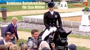 September 1989 in münchen) ist eine deutsche dressurreiterin. Das Goldene Reitabzeichen Fur Lisa Muller Gestut Birkhof