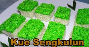 Contoh deskripsi panganan tradisional kue cucur dalam bahasa jawa. Enaknya Kue Sengkulun Makanan Tradisional Yang Jarang Dikenal Kompasiana Com