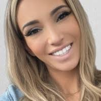 Victoria Ruggiero's Instagram, Twitter & Facebook