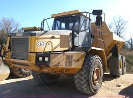 John Deere 350C Off-Highway Truck