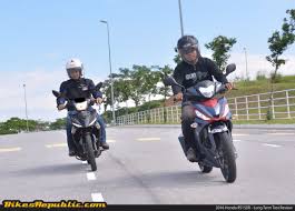 Dijangka dilancarkan pada bulan ini, honda rs150 dilihat sebagai pesaing utama yamaha y15zr yang mendapat sambutan hangat. 2016 Honda Rs150r Long Term Test Bikesrepublic